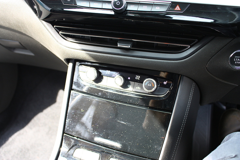 Vauxhall Grandland 1.2 Turbo Ultimate - U304