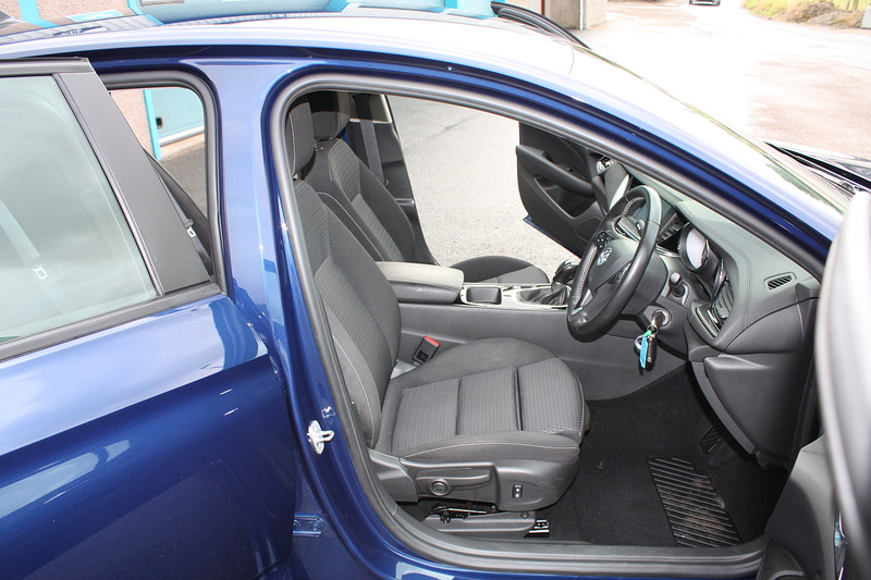 Vauxhall Insignia 1.5 Turbo D SE Nav - U310