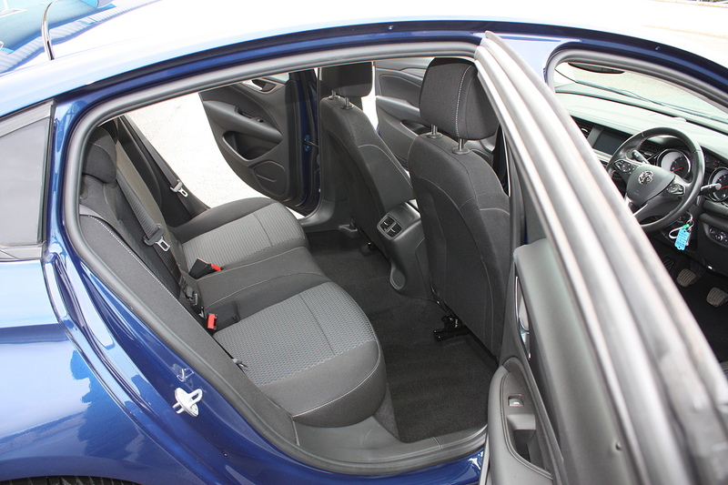 Vauxhall Insignia 1.5 Turbo D SE Nav - U310