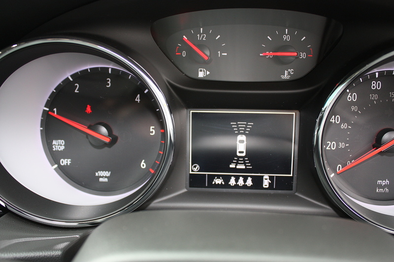 Vauxhall Insignia 1.5 Turbo D SE Nav - U310