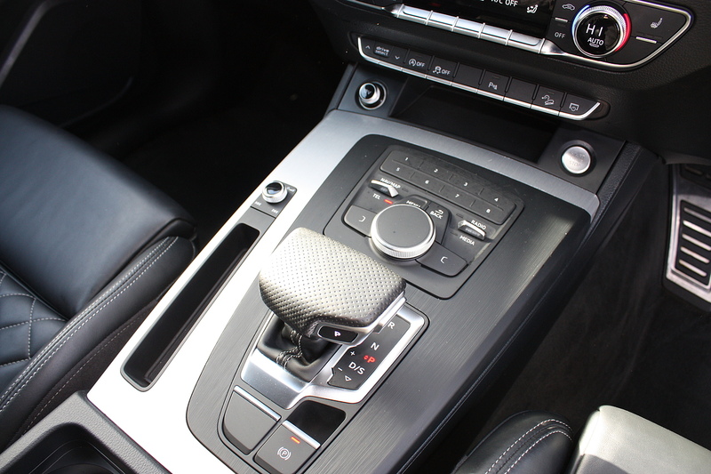 Audi Q5 2.0 TDI S line Quattro - U311