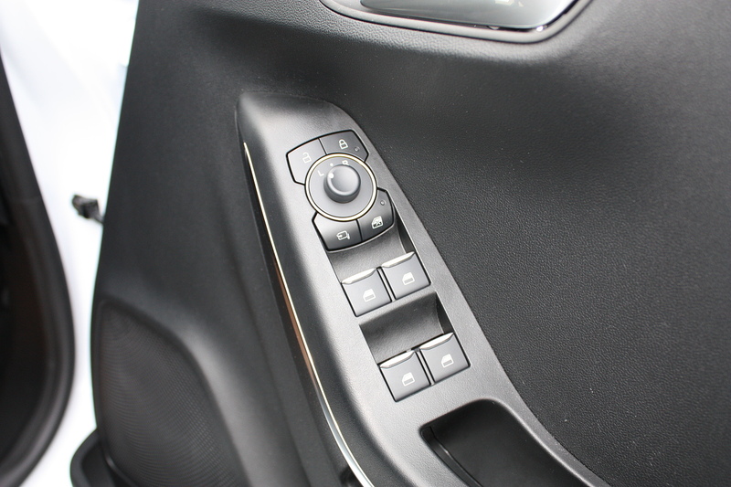 Ford Puma 1.0 T EcoBoost MHEV ST-Line - U315