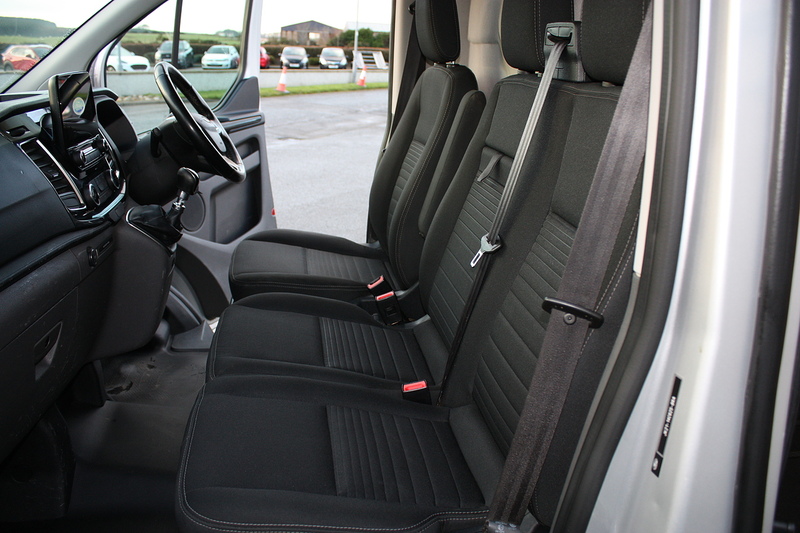 Ford Transit Custom 280 EcoBlue Limited - U316