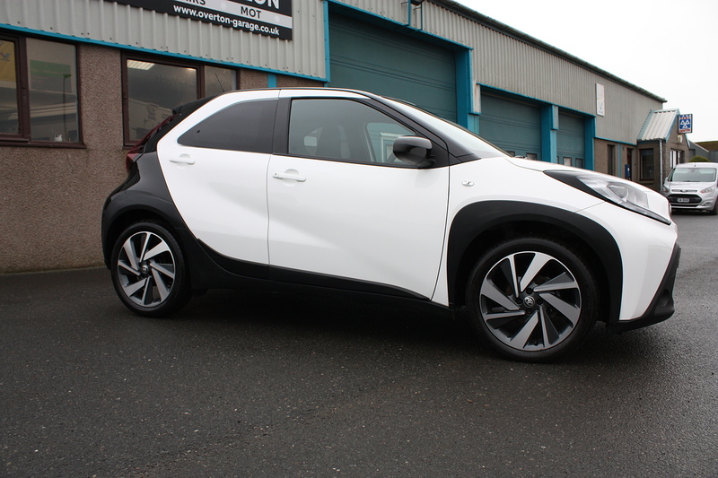 Toyota Aygo X 1.0 VVT-i Edge - U321