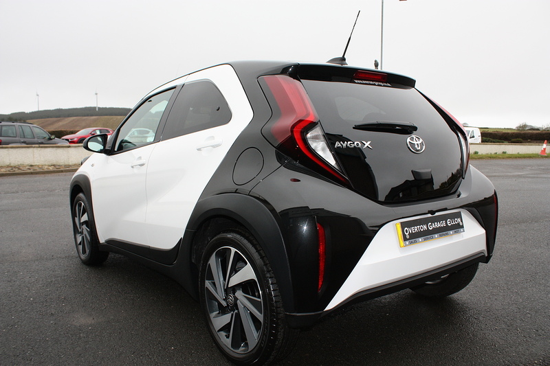 Toyota Aygo X 1.0 VVT-i Edge - U321