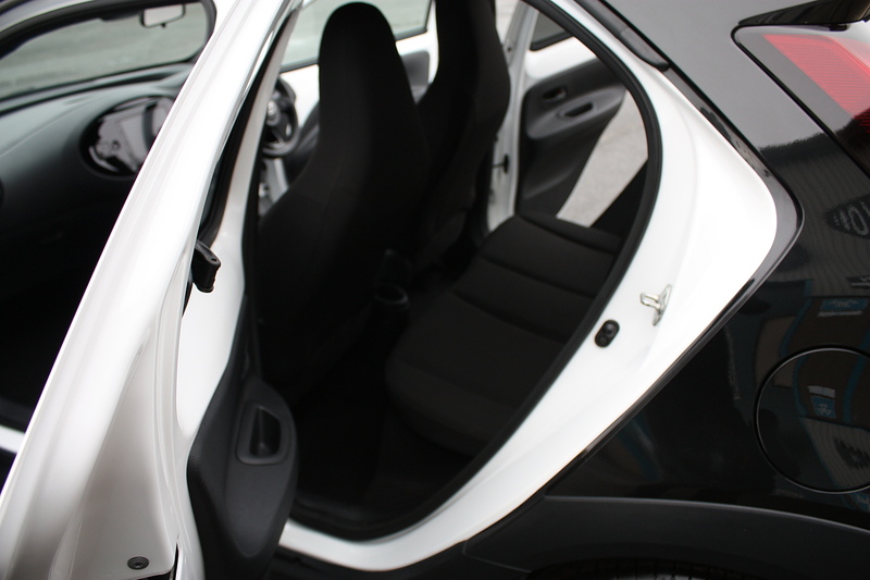 Toyota Aygo X 1.0 VVT-i Edge - U321