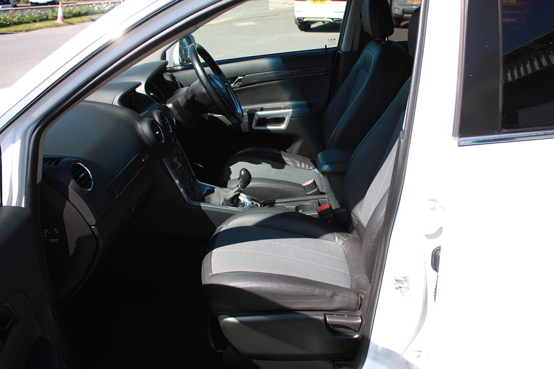 Vauxhall Antara CDTi Exclusiv - U326