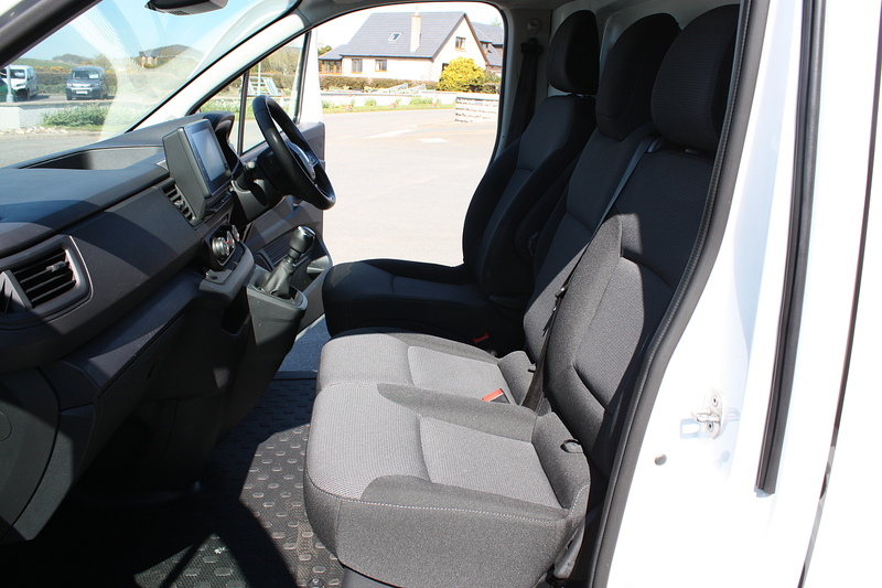 Renault Trafic Business+ SL30 DCI 130 - U327