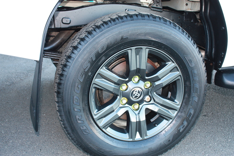 Toyota Hilux 2.4 D-4D 150 Icon - U328