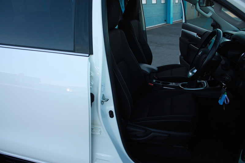 Toyota Hilux 2.4 D-4D 150 Icon - U328