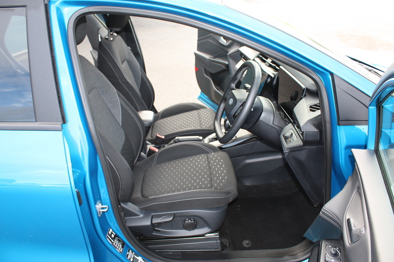 Ford Puma 1.0 T EcoBoost MHEV Titanium - U336