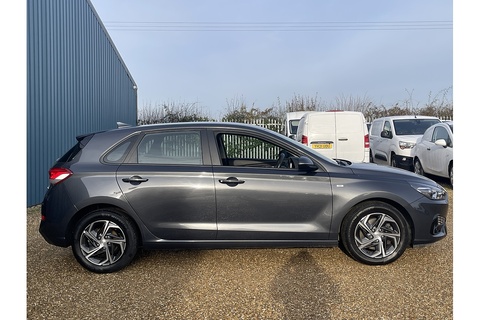 1.0 T-GDi MHEV SE Connect Hatchback 5dr Petrol Hybrid Manual Euro 6 (s/s) (120 ps)