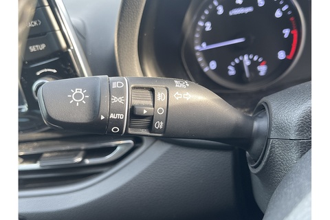 1.0 T-GDi MHEV SE Connect Hatchback 5dr Petrol Hybrid Manual Euro 6 (s/s) (120 ps)