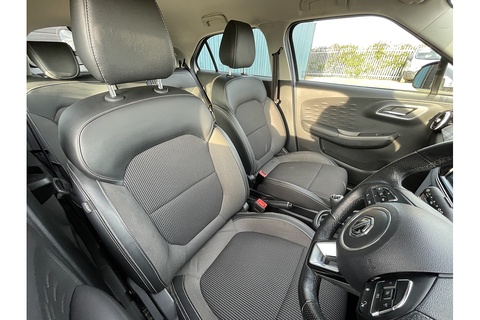 1.5 VTi-TECH Exclusive Nav Hatchback 5dr Petrol Manual Euro 6 (s/s) (106 ps)