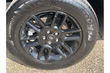 Land Rover Defender 90 D250 MHEV 2023