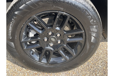 3.0 D250 MHEV Hard Top SUV 3dr Diesel Auto 4WD SWB Euro 6 (s/s) (250 ps)