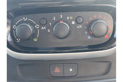 1.6 dCi ENERGY 27 Sport Nav Panel Van 5dr Diesel Manual SWB Standard Roof Euro 6 (s/s) (125 ps)