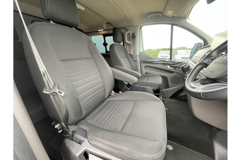 2.0 300 EcoBlue Limited Crew Van Double Cab 5dr Diesel Manual L2 H1 Euro 6 (s/s) (130 ps)