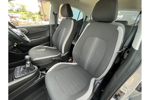 1.0 SE Hatchback 5dr Petrol Manual Euro 6 (s/s) (67 ps)