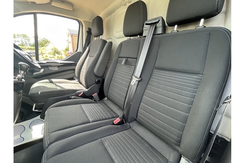 2.0 300 EcoBlue Limited Panel Van 5dr Diesel Manual L2 H1 Euro 6 (s/s) (130 ps)