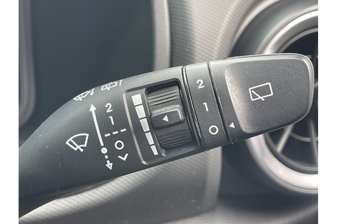 1.0 T-GDi MHEV SE Connect SUV 5dr Petrol Hybrid Manual Euro 6 (s/s) (120 ps)