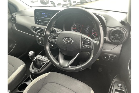 1.0 SE Hatchback 5dr Petrol Manual Euro 6 (s/s) (67 ps)