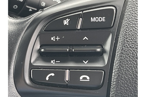 1.0 SE Hatchback 5dr Petrol Manual Euro 6 (s/s) (67 ps)