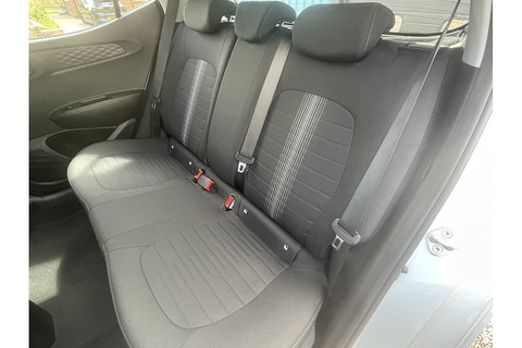 1.0 SE Hatchback 5dr Petrol Manual Euro 6 (s/s) (67 ps)