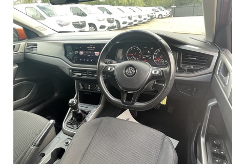 1.0 TSI SE Hatchback 5dr Petrol Manual Euro 6 (s/s) (95 ps)