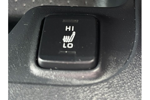 1.8 VVT-h GPF Icon Tech Hatchback 5dr Petrol Hybrid CVT Euro 6 (s/s) (122 ps)