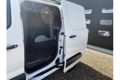 1.6 Turbo D 2300 Sportive Panel Van 4dr Diesel Manual L1 H1 Euro 6 (s/s) (100 ps)
