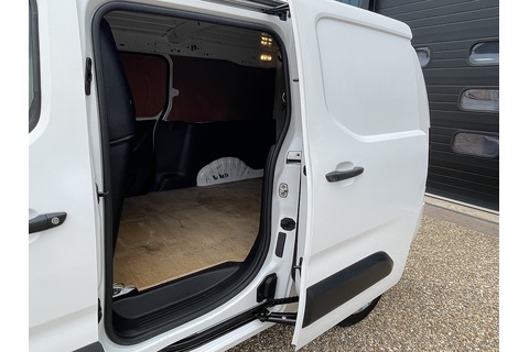 1.5 Turbo D 2300 Sportive Panel Van 4dr Diesel Manual L2 H1 Euro 6 (s/s) (100 ps)