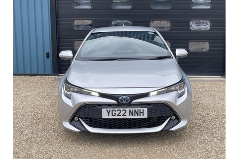 1.8 VVT-h GPF Icon Tech Hatchback 5dr Petrol Hybrid CVT Euro 6 (s/s) (122 ps)