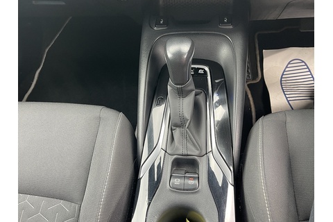 1.8 VVT-h GPF Icon Tech Hatchback 5dr Petrol Hybrid CVT Euro 6 (s/s) (122 ps)