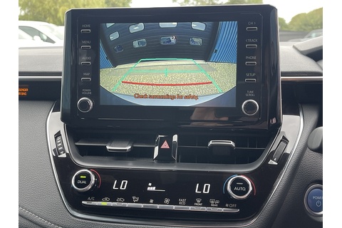 1.8 VVT-h GPF Icon Tech Hatchback 5dr Petrol Hybrid CVT Euro 6 (s/s) (122 ps)