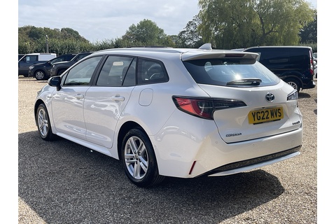 1.8 VVT-h GPF Icon Tech Touring Sports 5dr Petrol Hybrid CVT Euro 6 (s/s) (122 ps)