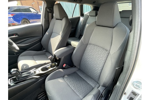 1.8 VVT-h GPF Icon Tech Touring Sports 5dr Petrol Hybrid CVT Euro 6 (s/s) (122 ps)