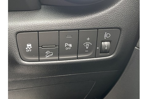 1.0 T-GDi MHEV SE Connect SUV 5dr Petrol Hybrid Manual Euro 6 (s/s) (120 ps)