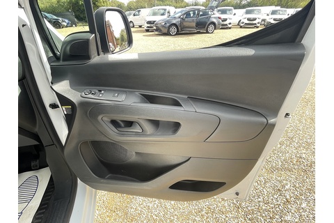 1.5 Turbo D 2300 Pro Panel Van 5dr Diesel Manual L1 H1 Euro 6 (s/s) (100 ps)