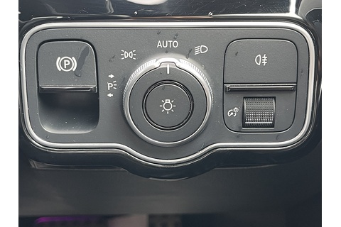 1.3 A200h MHEV AMG Line (Executive) Hatchback 5dr Petrol Hybrid 7G-DCT Euro 6 (s/s) (177 ps)