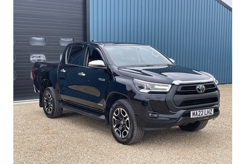 2.8 D-4D Invincible Pickup Double Cab 4dr Diesel Auto 4WD Euro 6 (s/s) (204 ps)