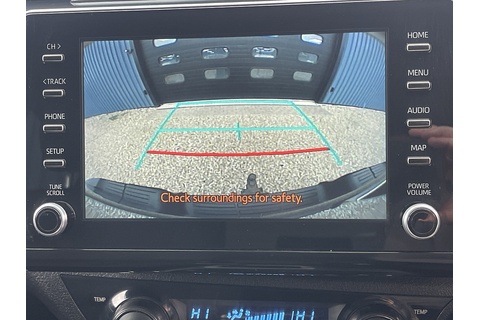 2.8 D-4D Invincible Pickup Double Cab 4dr Diesel Auto 4WD Euro 6 (s/s) (204 ps)