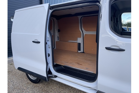 1.5 BlueHDi 1000 Professional Premium + Standard Panel Van 6dr Diesel Manual MWB Euro 6 (s/s) (100 bhp)