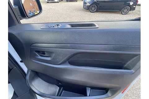 1.5 BlueHDi 1000 Professional Premium + Standard Panel Van 6dr Diesel Manual MWB Euro 6 (s/s) (100 bhp)