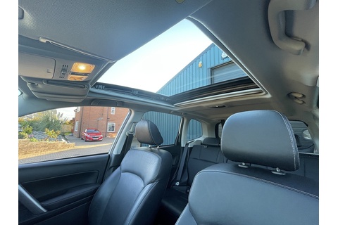 i XT SUV 2.0 Automatic Petrol