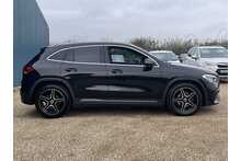 Mercedes-Benz GLA GLA200 AMG Line 2023