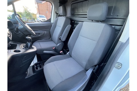 1.6 Turbo D 2300 Sportive Panel Van 4dr Diesel Manual L1 H1 Euro 6 (s/s) (100 ps)