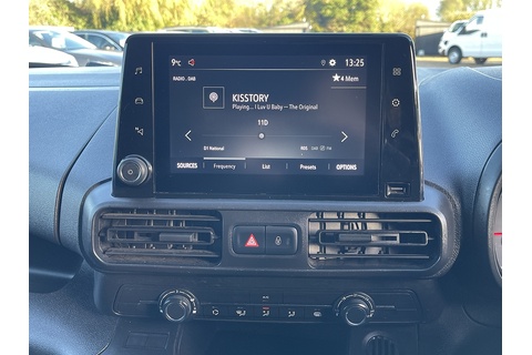 1.6 Turbo D 2300 Sportive Panel Van 4dr Diesel Manual L1 H1 Euro 6 (s/s) (100 ps)