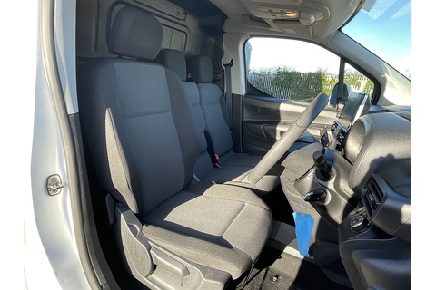 1.5 Turbo D 2300 Sportive Panel Van 4dr Diesel Manual L1 H1 Euro 6 (100 ps)