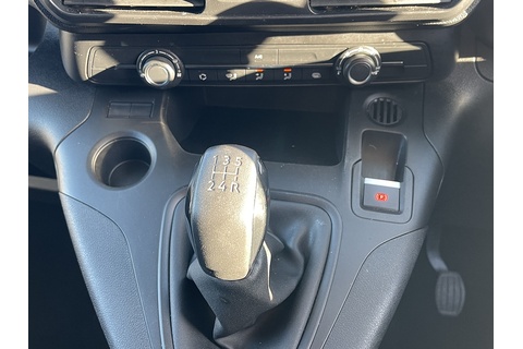 1.5 Turbo D 2300 Sportive Panel Van 4dr Diesel Manual L1 H1 Euro 6 (100 ps)